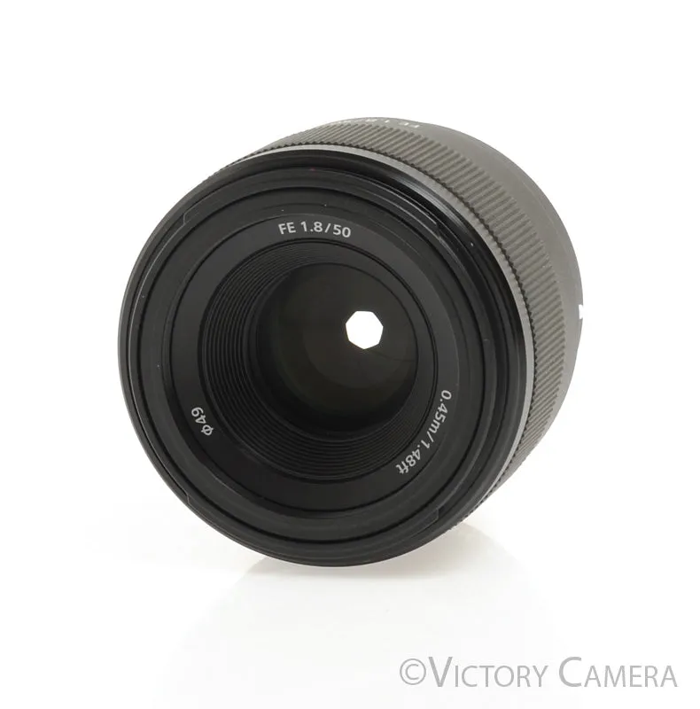 Sony FE 50mm f1.8 SEL50F18F Autofocus Prime Lens for E Mount w/ Shade [EXC ]